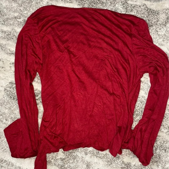 Red blouse - Picture 5 of 5